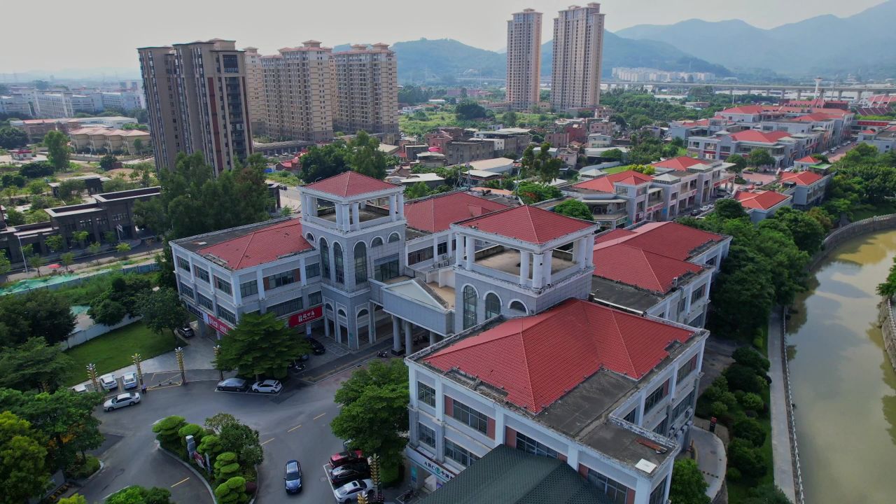 航拍厦门东孚爱心商业街 4