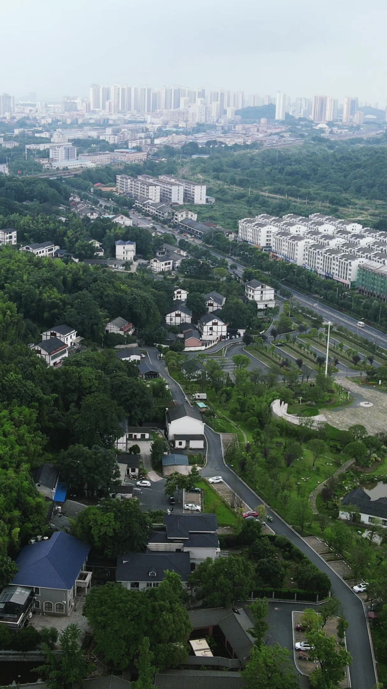 湖南益阳雕塑广场竖屏航拍 