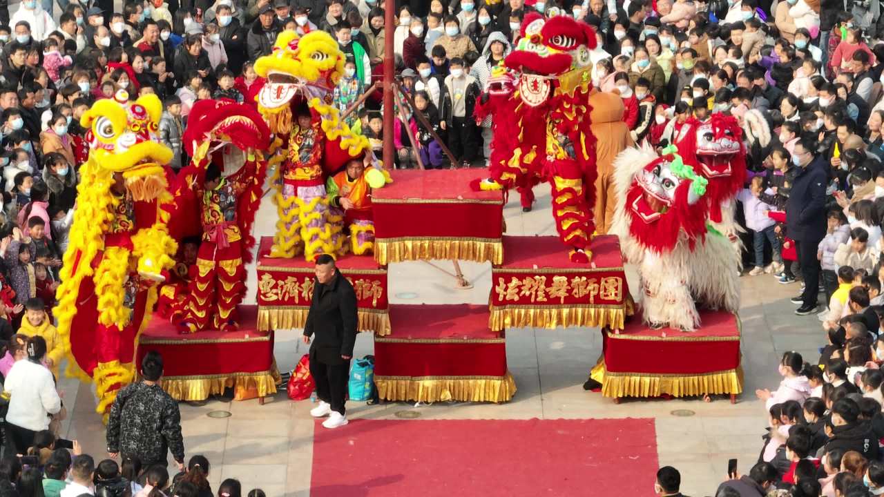 舞狮表演庆典