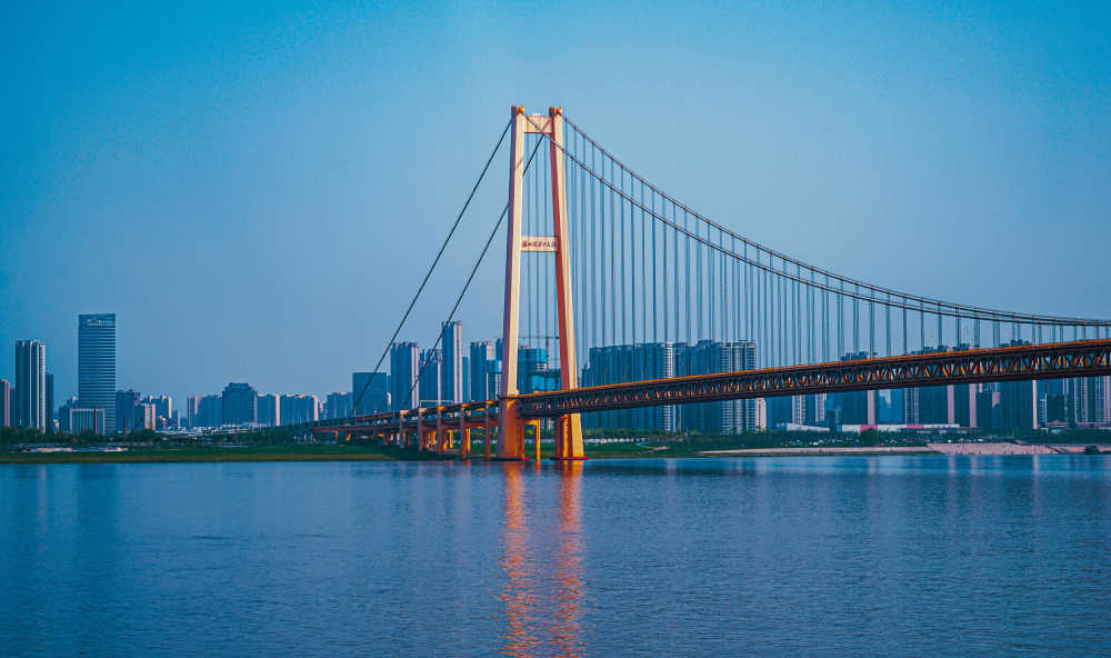 杨泗港大桥