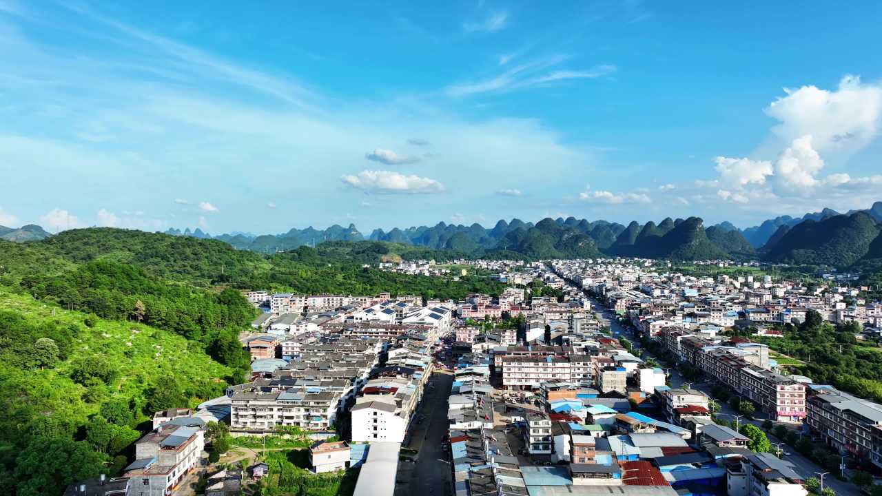 山城美景：城市的绿肺
