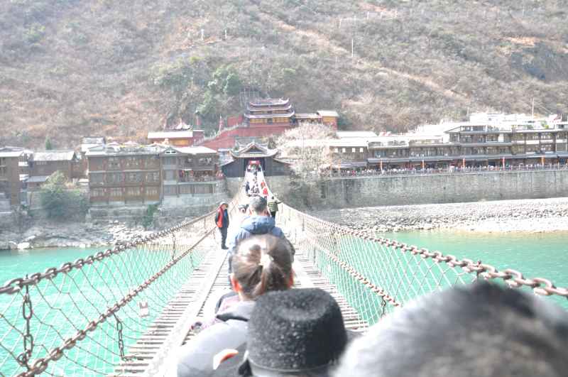 重走长征路-泸定