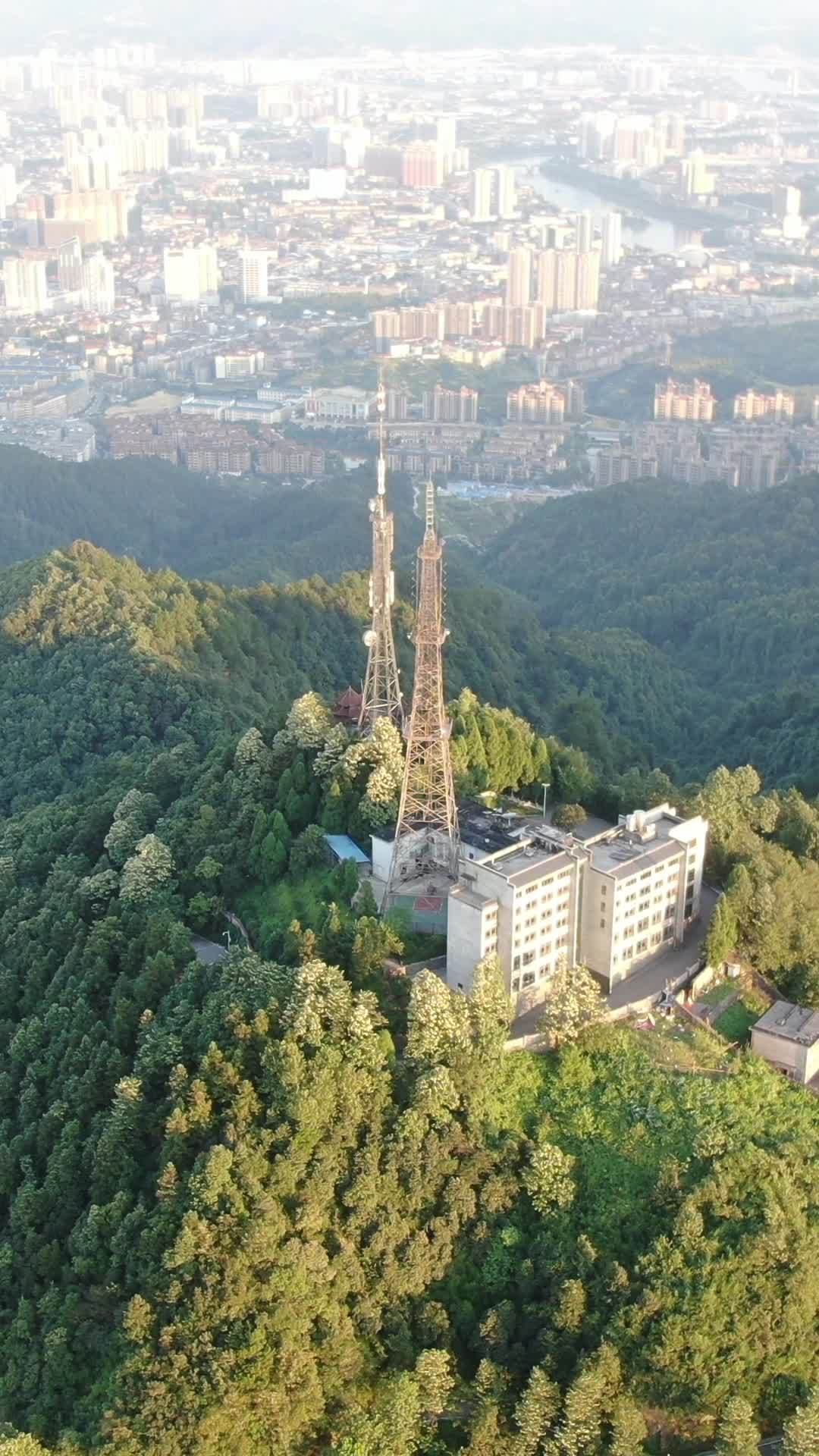 城市与自然的和谐共存