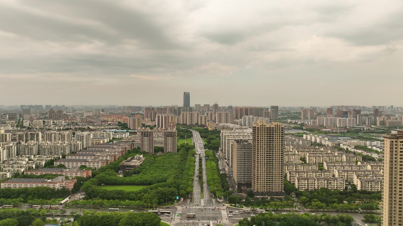 4K航拍昆山城市建筑风光大景 6