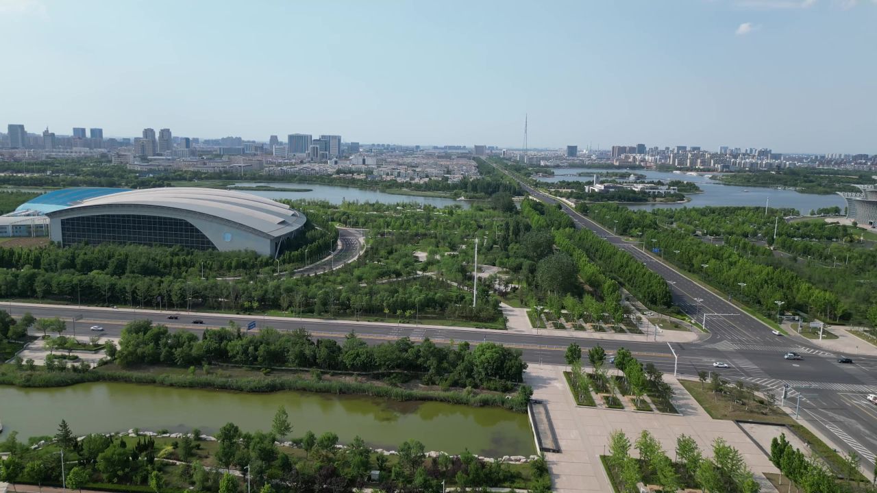 航拍山东东营城市风光