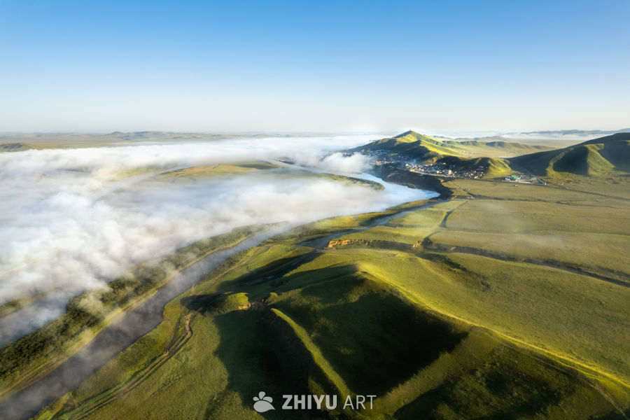 九曲黄河第一湾晨雾