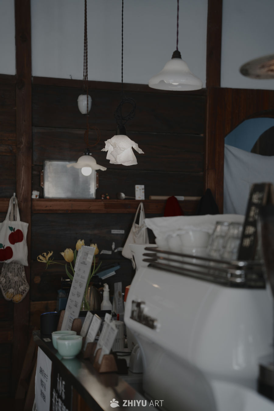 复古咖啡馆的一角