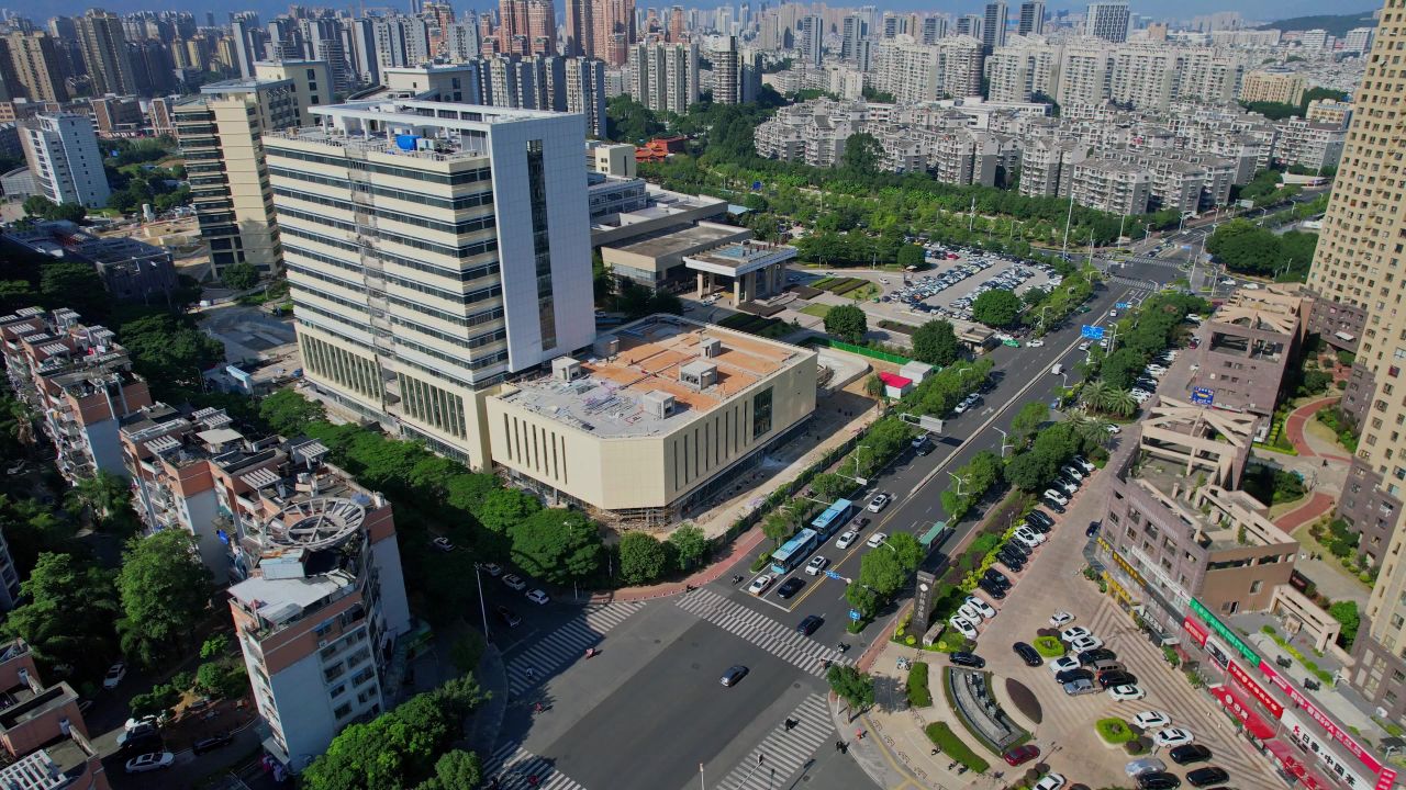 航拍福建省立医院南院