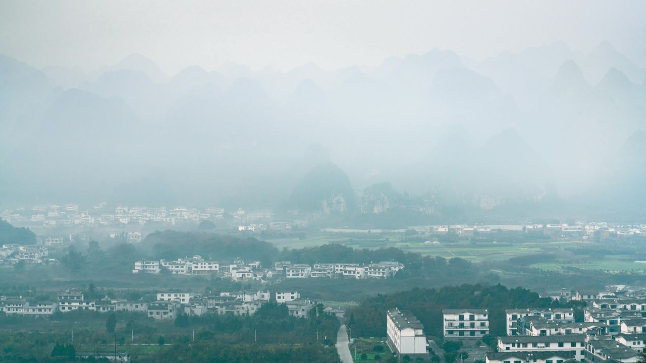 贵州黔西南兴义万峰林晨雾延时