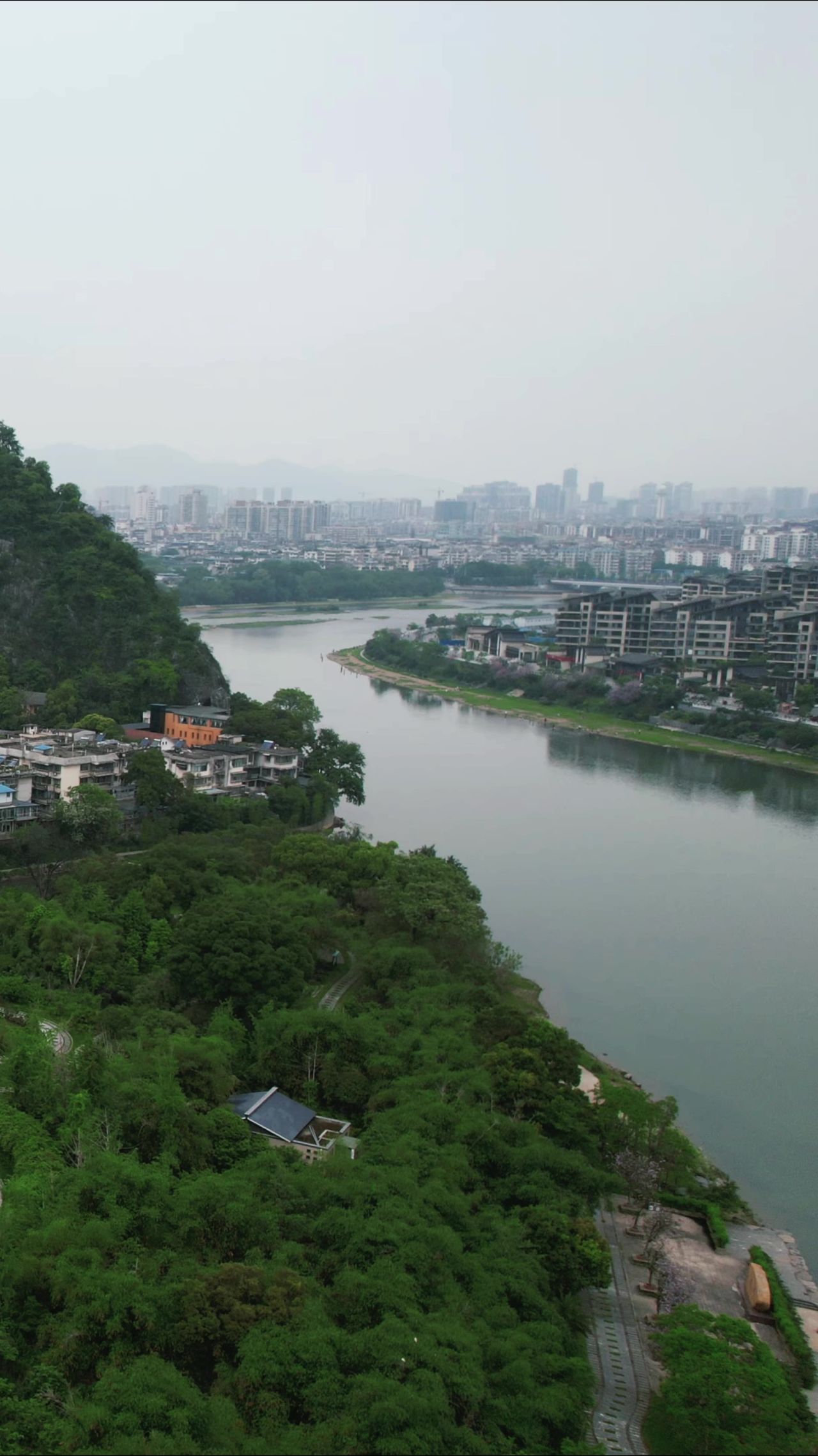 广西桂林城市风光漓江山水航拍竖屏 
