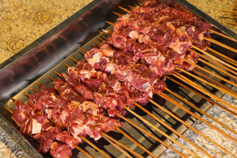 烧烤撸串必备美食烤新鲜牛肉 3