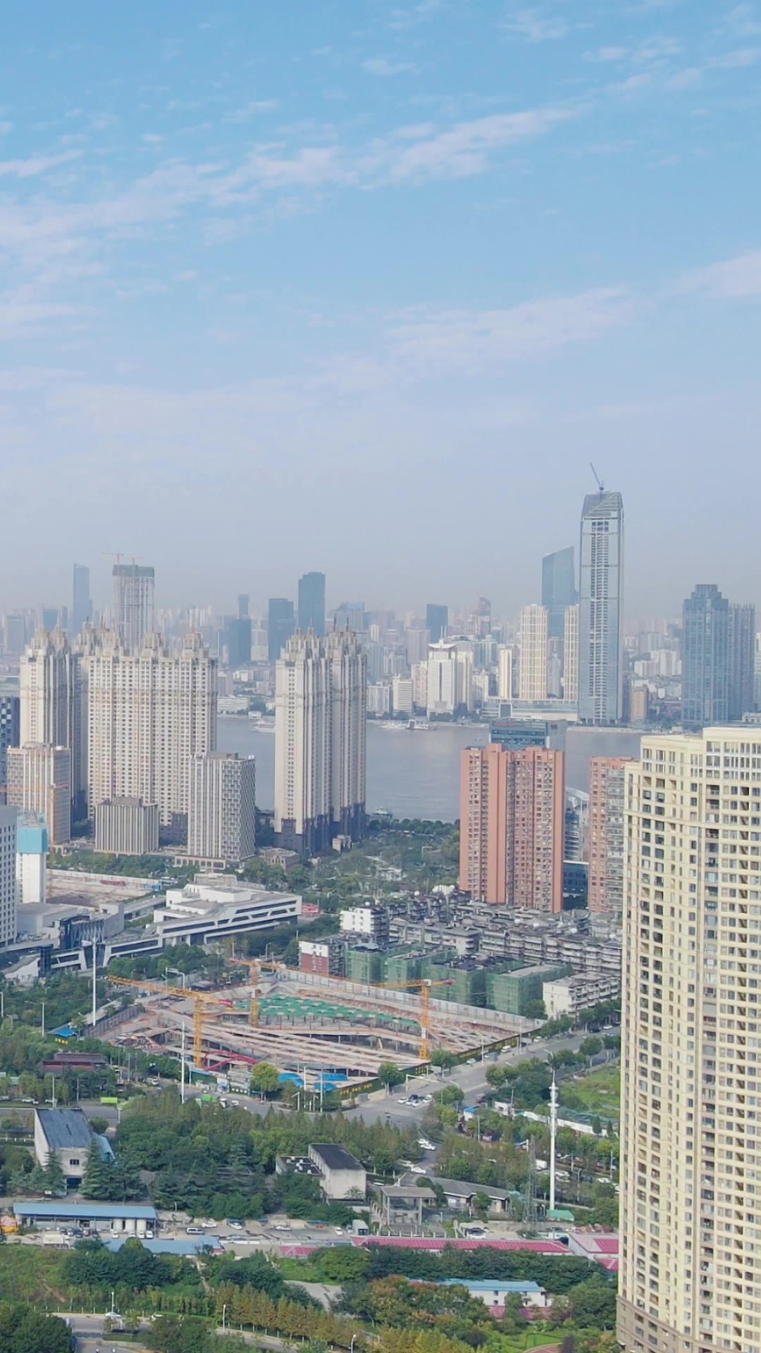 城市航拍武汉沙湖片区高楼建设