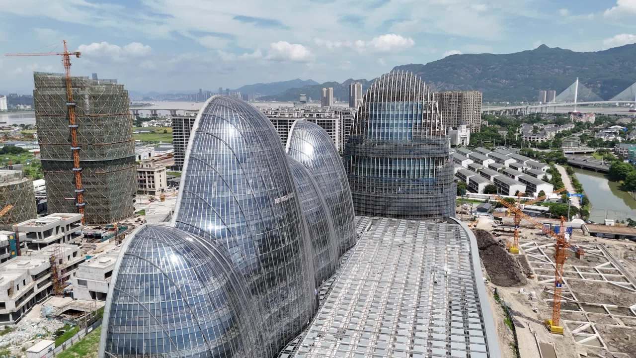 未来感建筑工地全景
