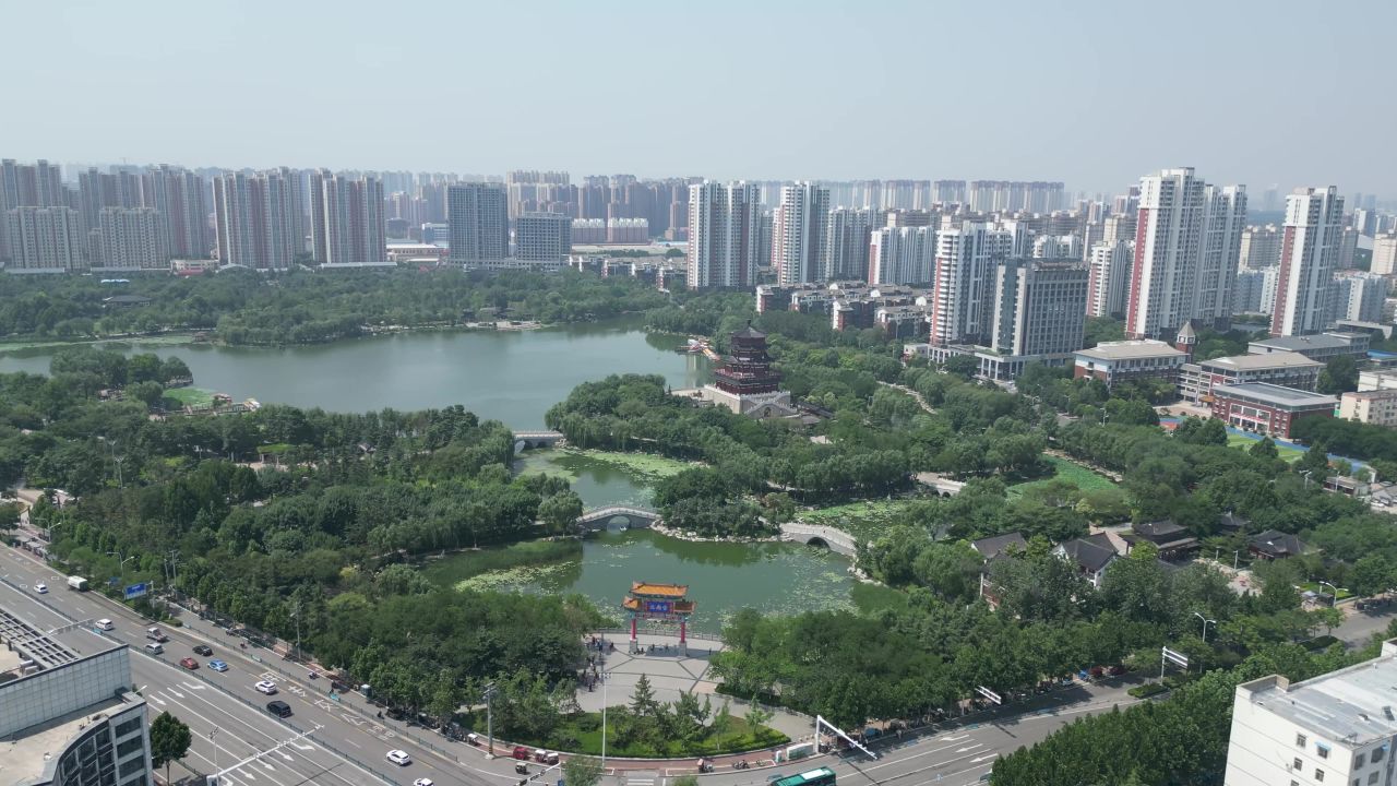 航拍山东济宁南池景区