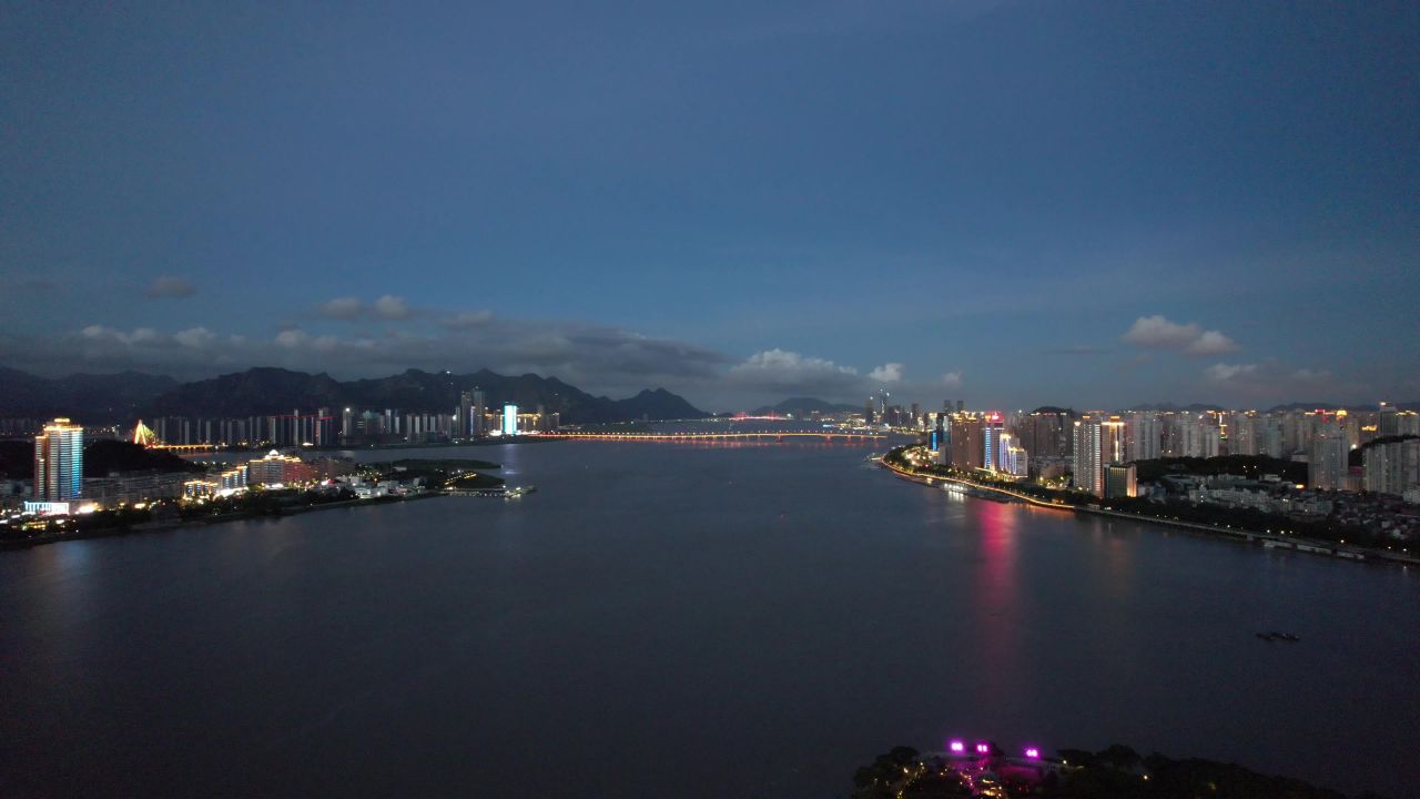 浙江温州城市夜幕降临夜景灯光航拍 