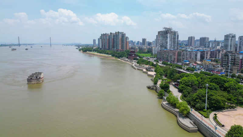 航拍湖北鄂州观音阁公园孙权广场