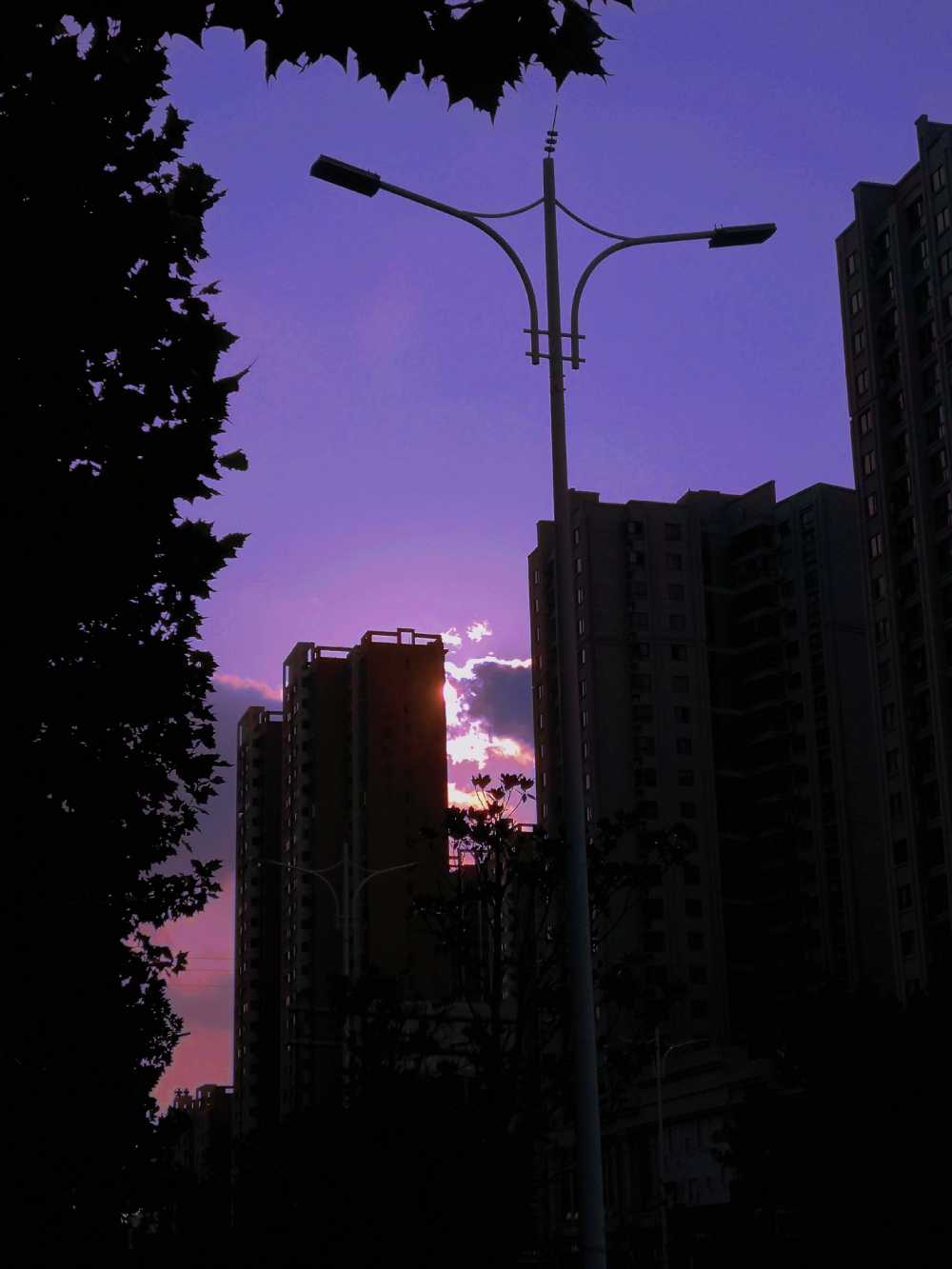 霞漫天