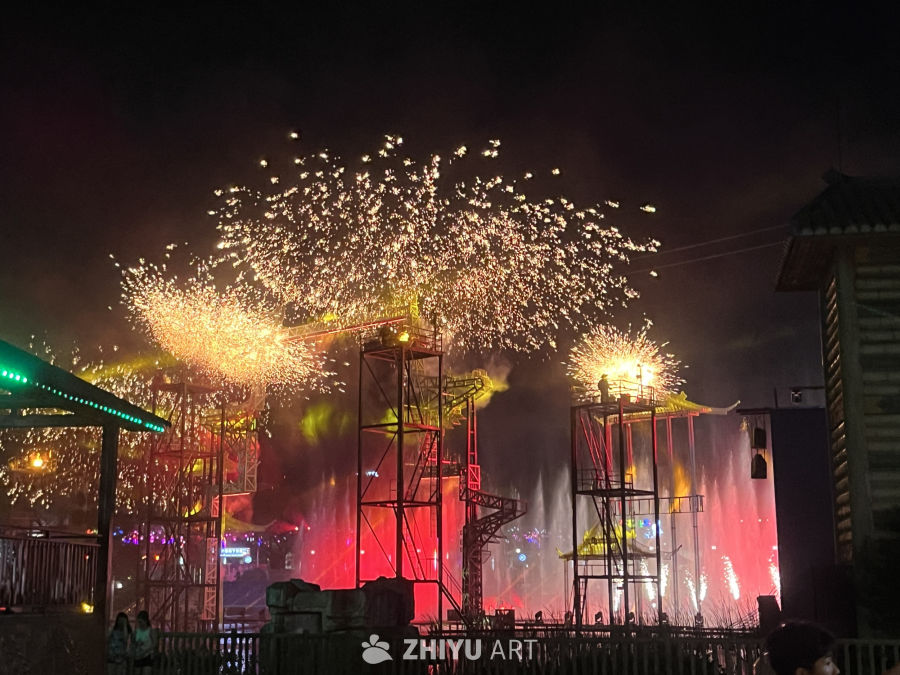 夜空烟花与喷泉盛典