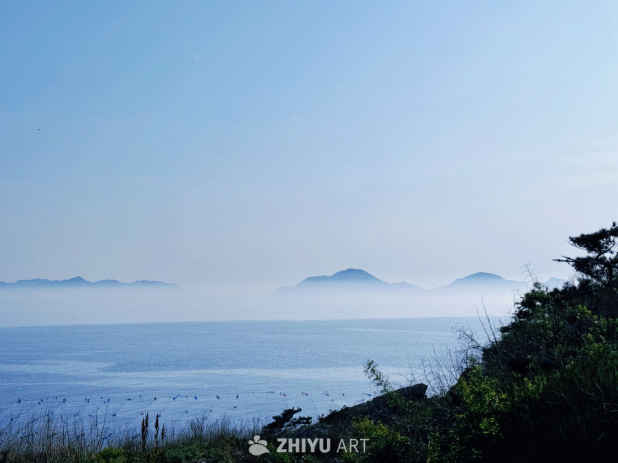 雾海远峦映翠崖
