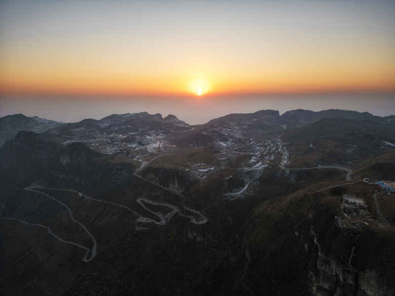 山路十八弯