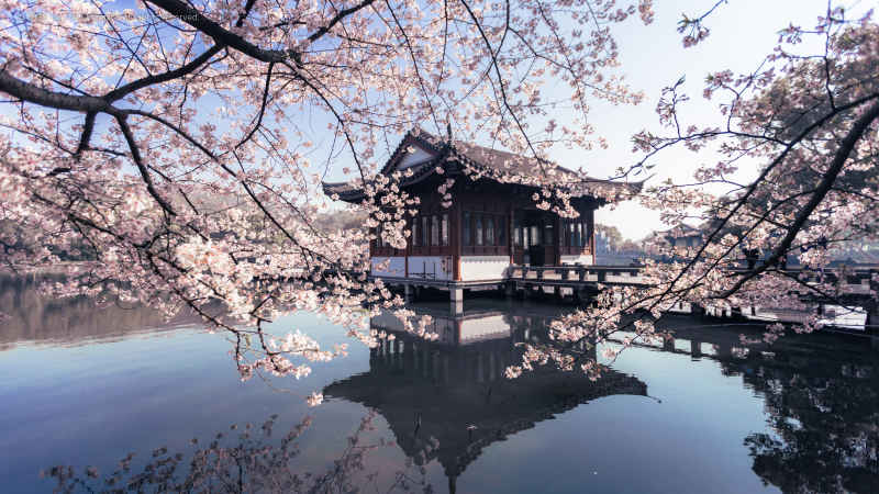 《曲度清波》