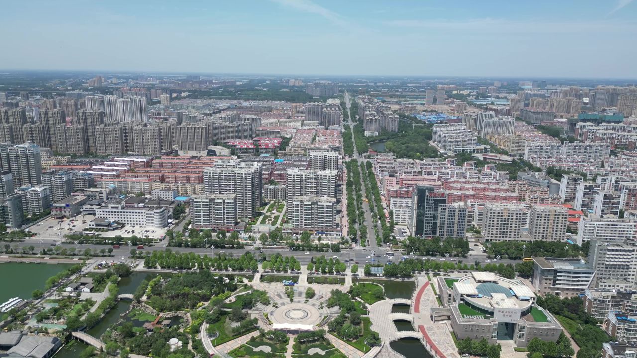 航拍山东聊城城市风光