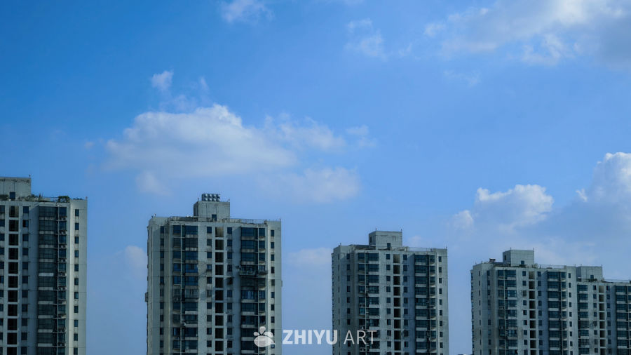 建筑与白云