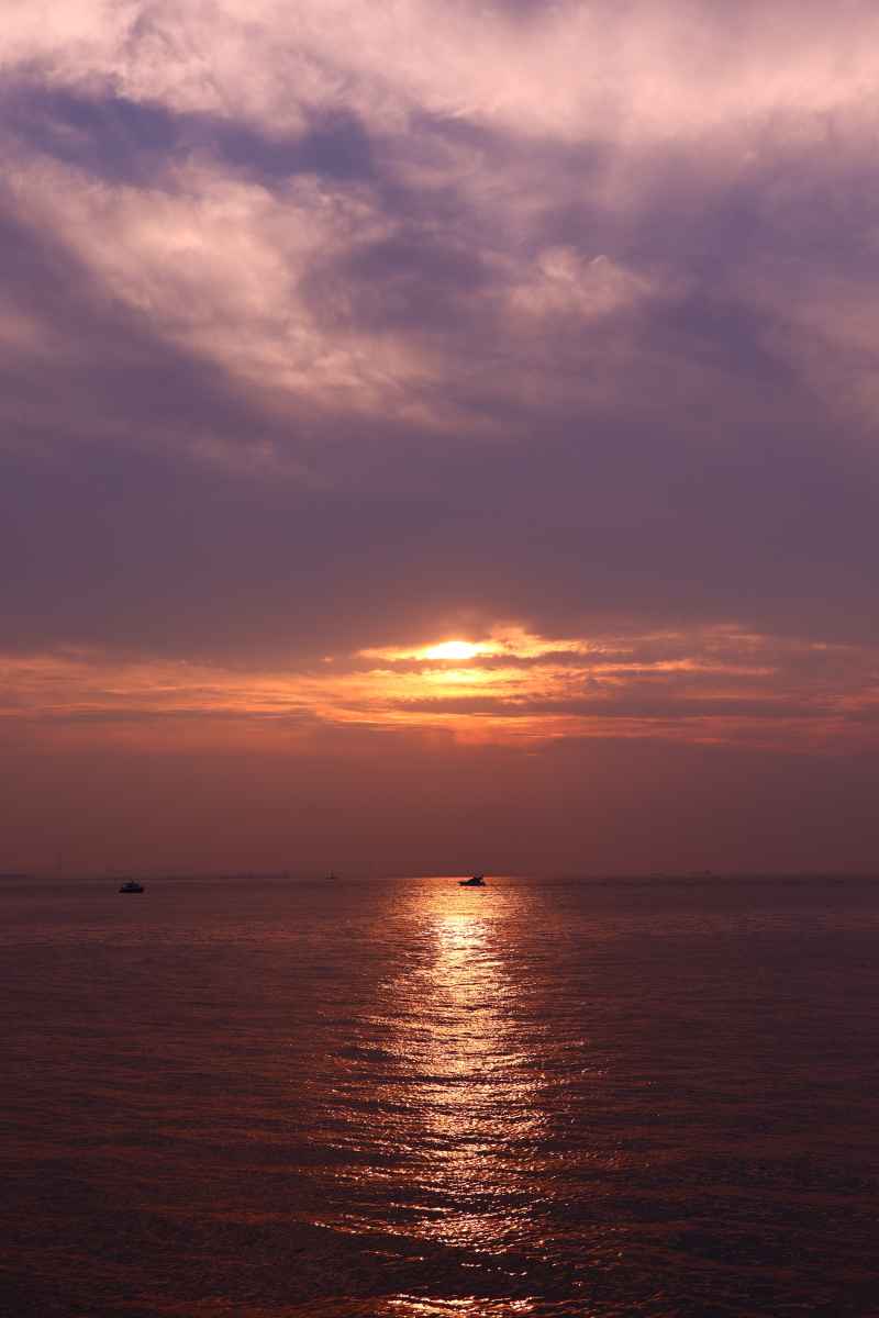 海上落日