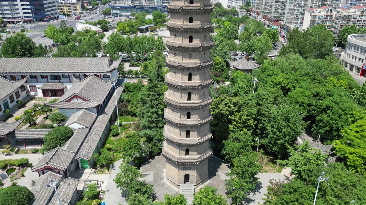 航拍许昌文峰塔