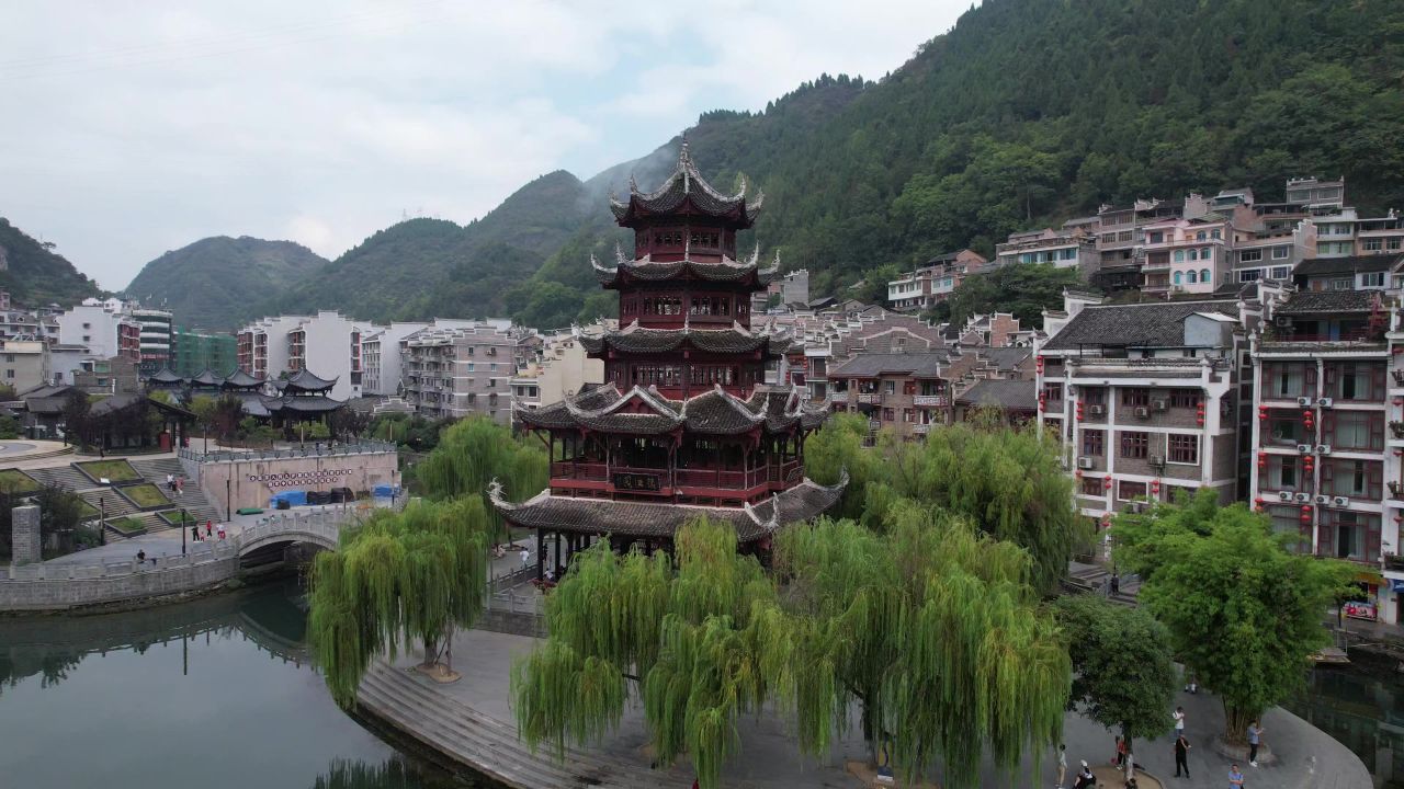 贵州黔东南镇远古镇5A景区航拍  