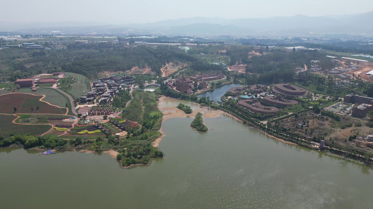 云南弥勒东方韵景区航拍 