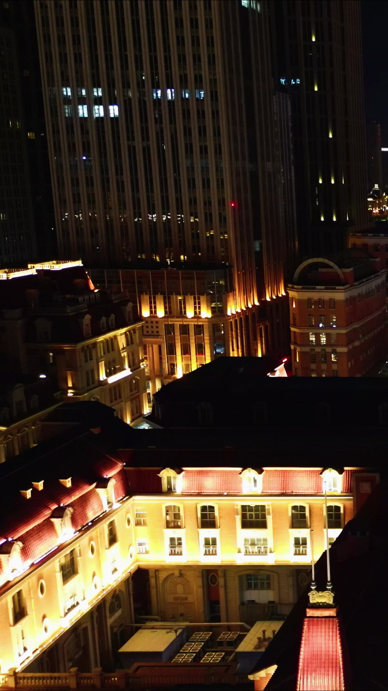 天津海河两岸夜景灯光竖屏航拍 