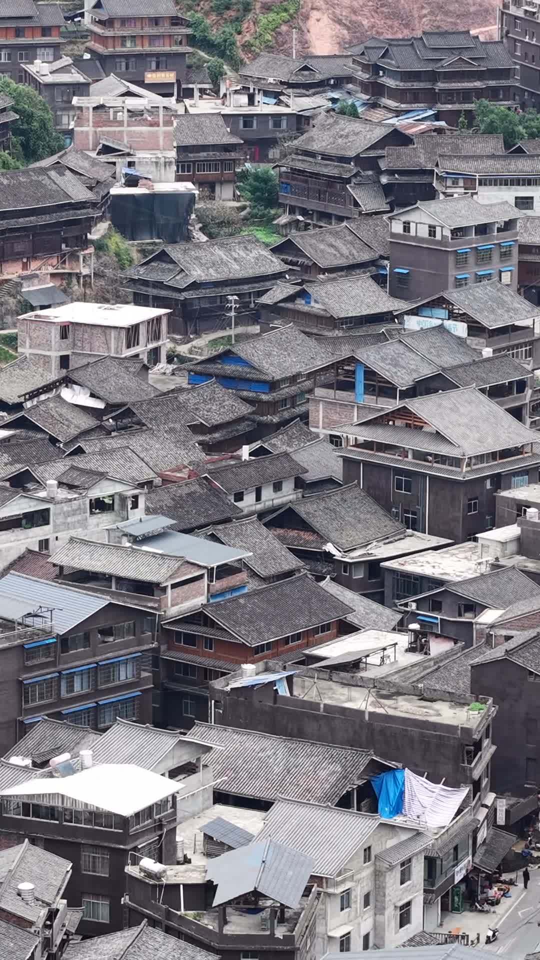古村落的屋顶故事
