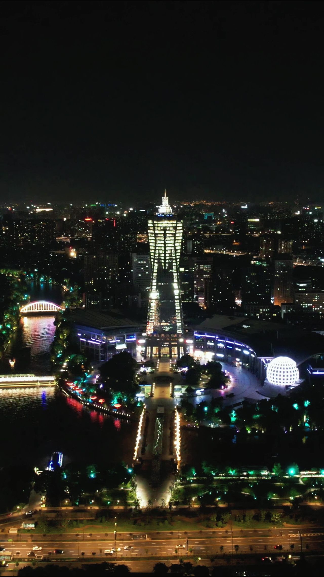 杭州西湖广场夜景竖屏航拍 