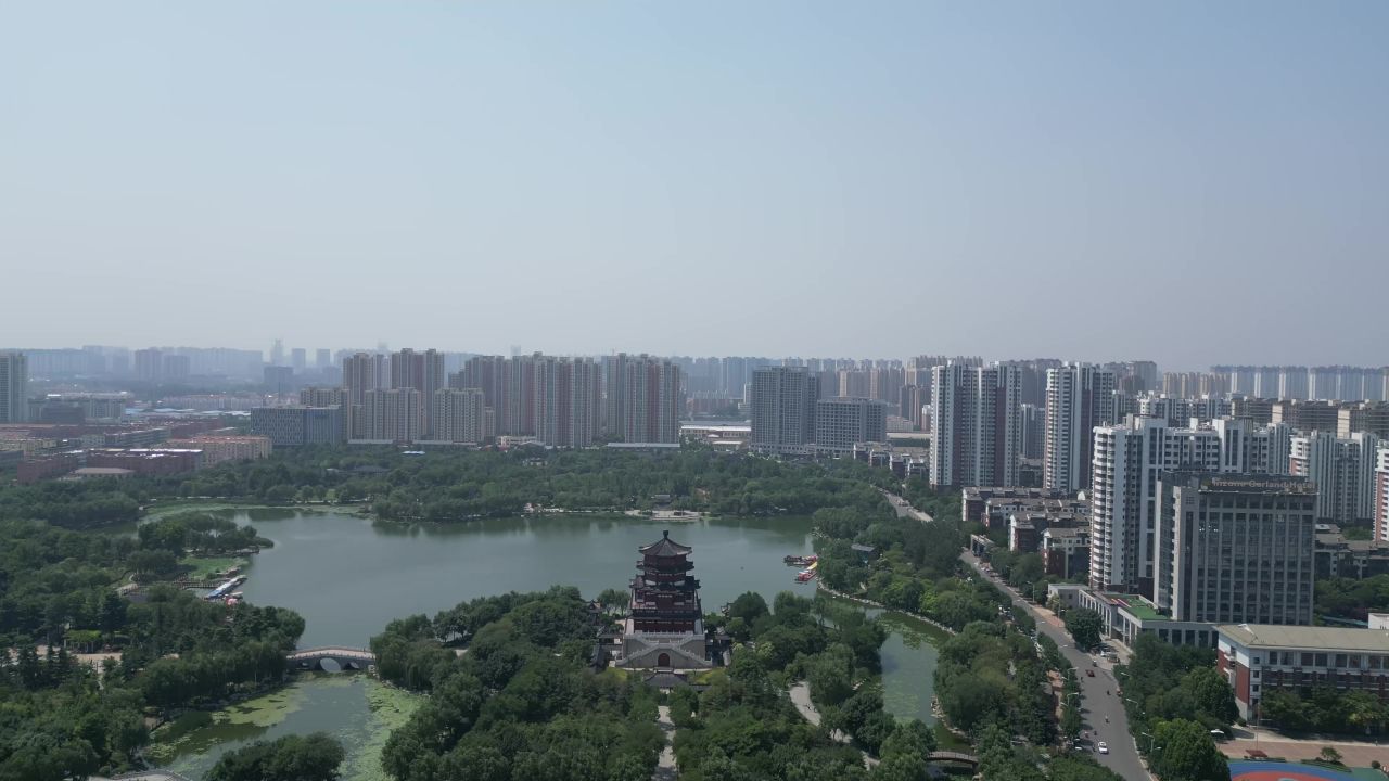  航拍山东济宁南池景区