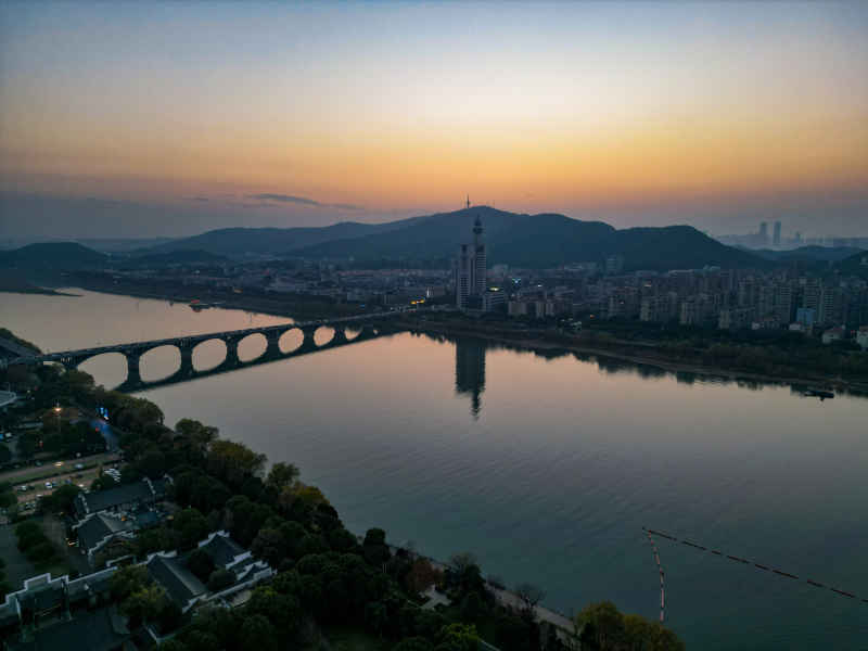 湖南长沙城市建筑高楼交通航拍摄影图