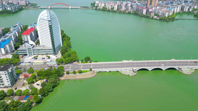 航拍湖北鄂州凤凰路