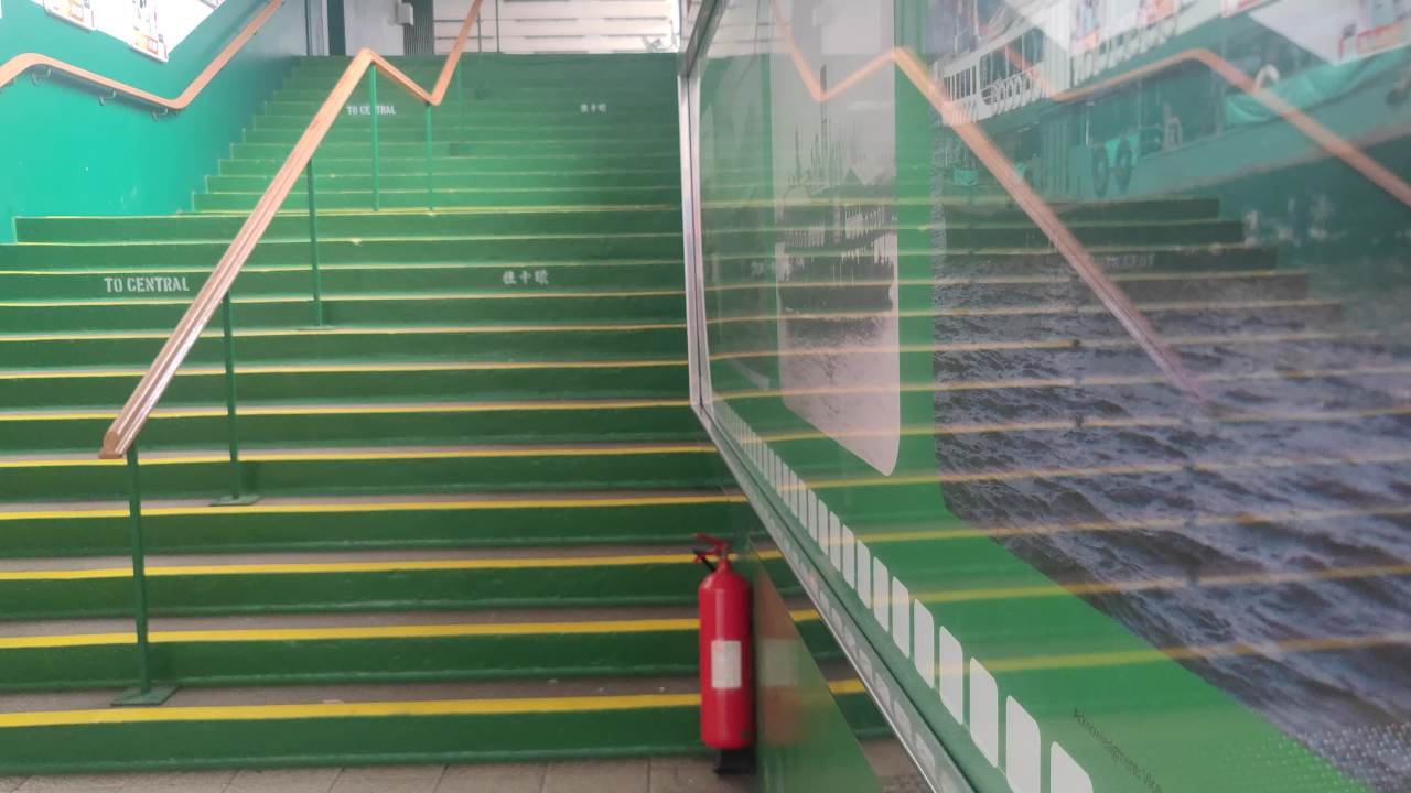 香港绿色楼梯