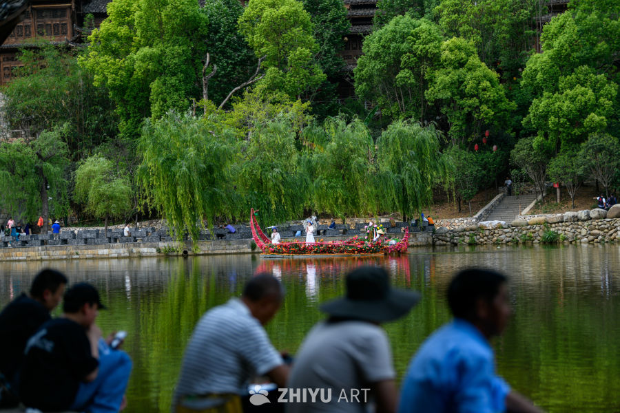 贵州兴义峰林布依景区 17