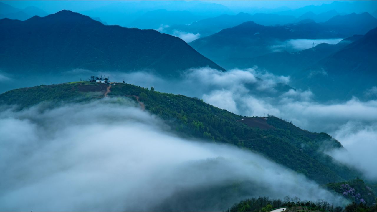 山脉云海