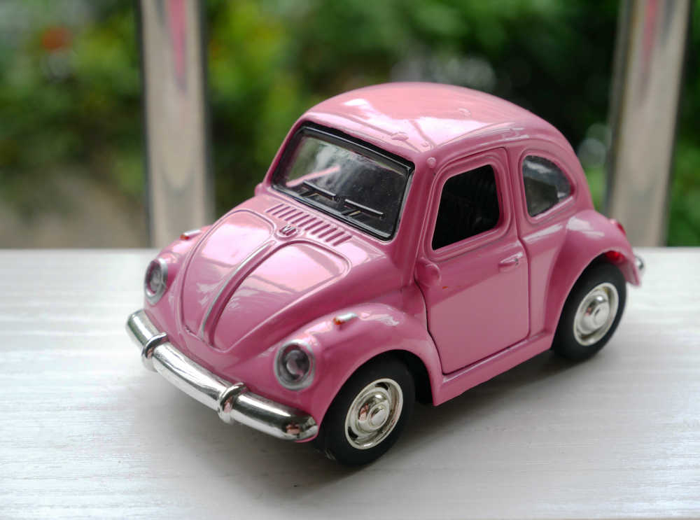 粉色铝合金玩具小汽车