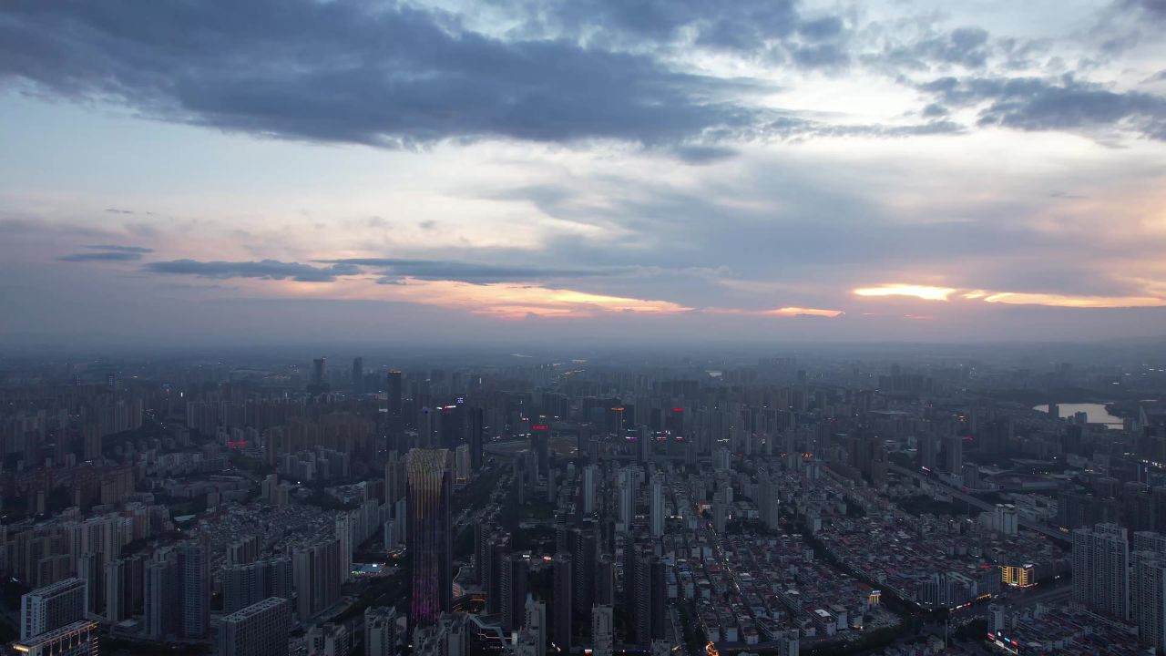江西赣州城市晚霞夕阳西下夜幕降临航拍 