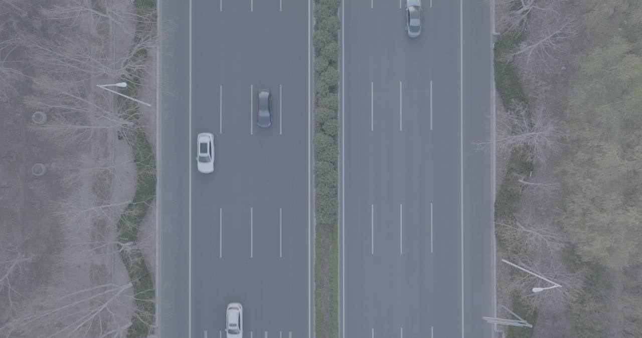 空中俯瞰城市道路