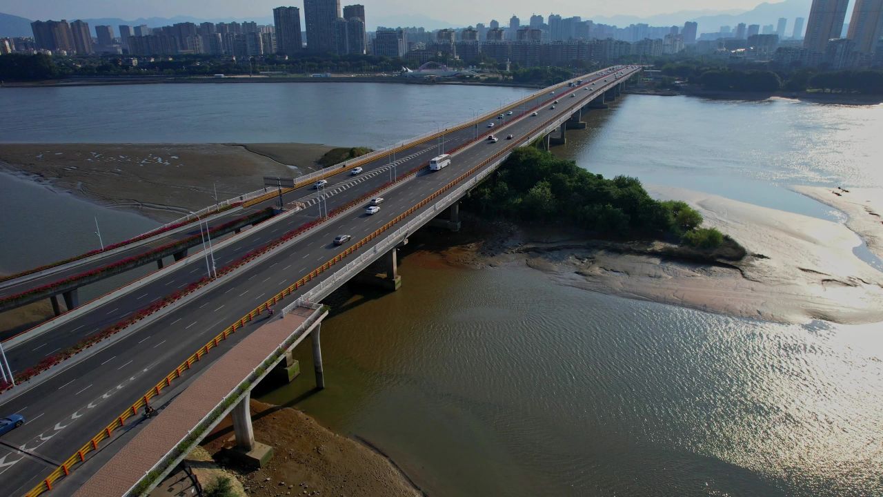 航拍福州金山大桥景观 1