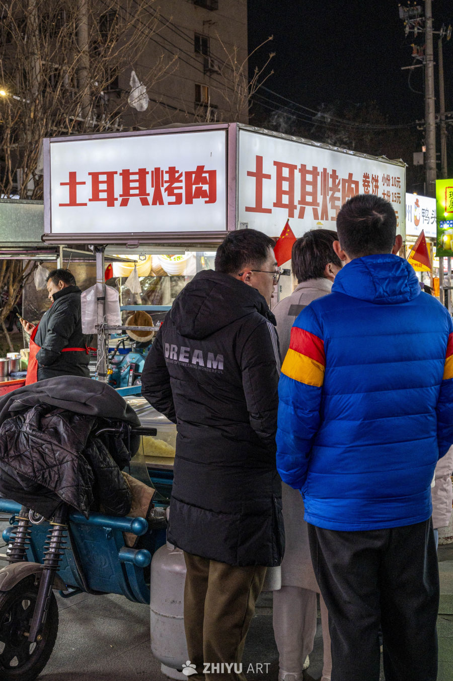 街头小吃人间烟火 32
