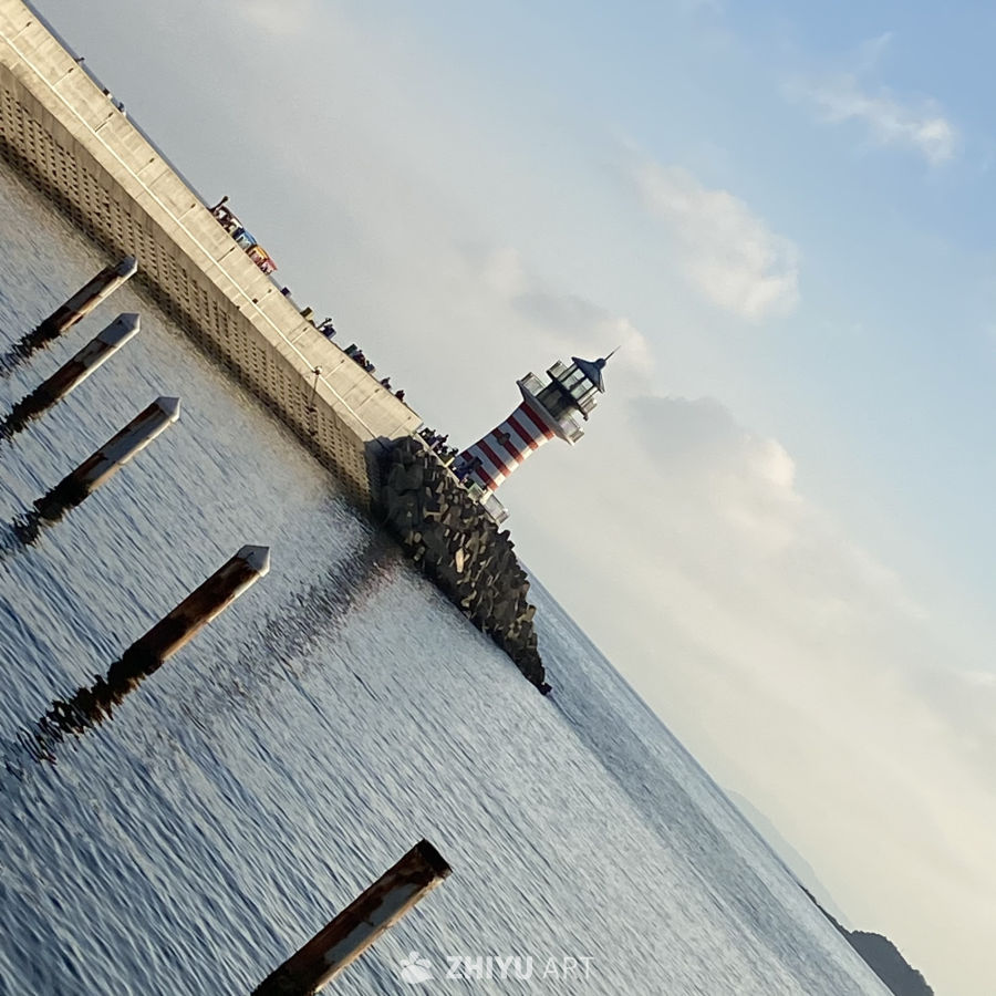海岸灯塔风景