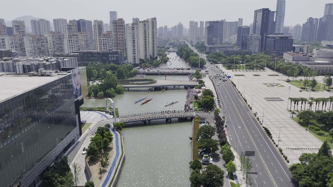 端午划龙舟 2
