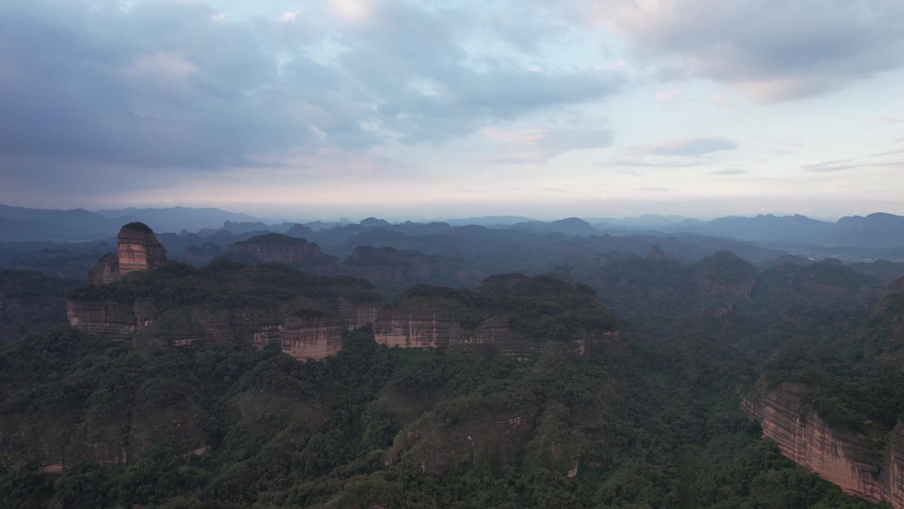 广东韶关丹霞山晚霞日落航拍