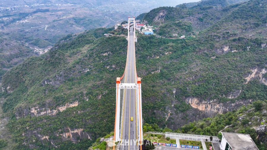 航拍贵州北盘江大桥 关兴公路上的大桥 7