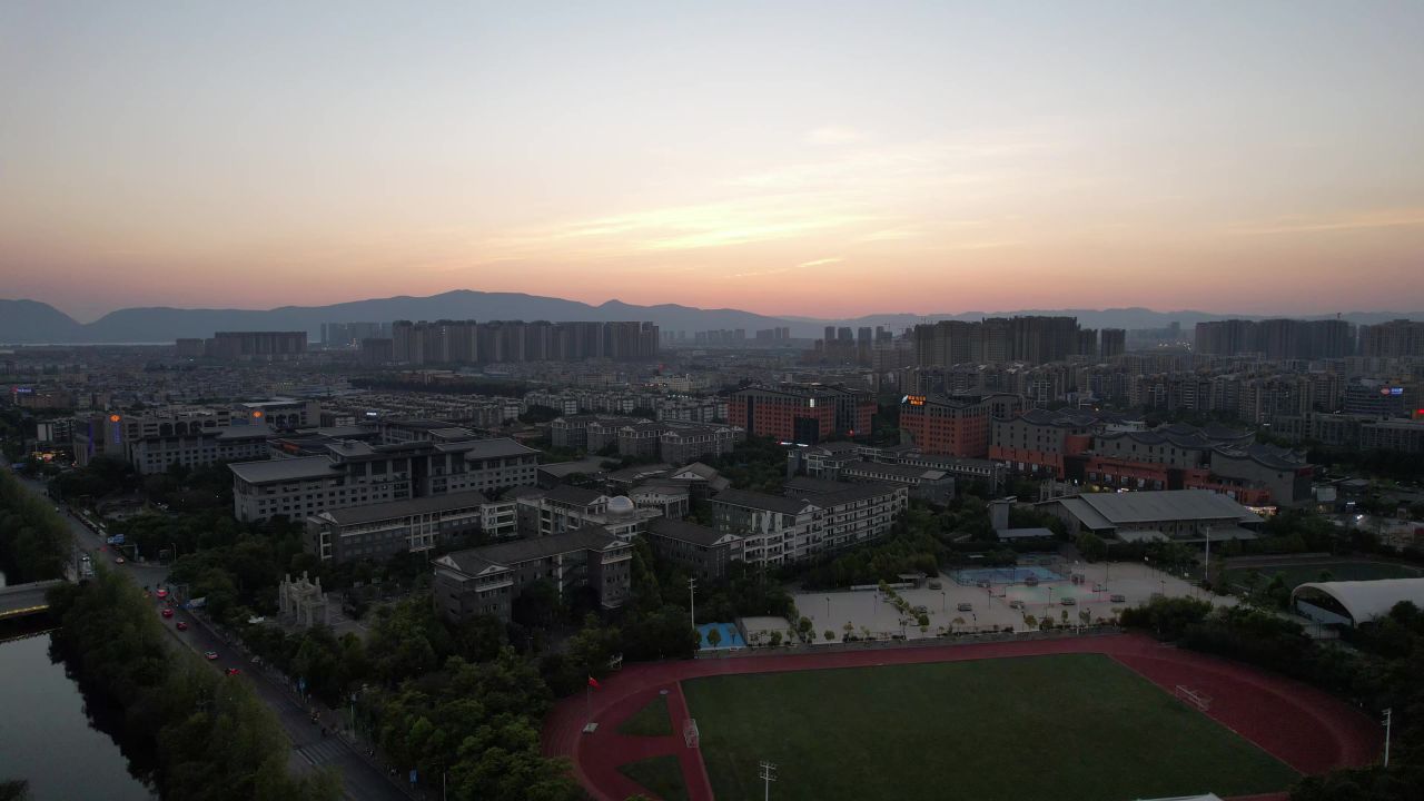 云南昆明城市夕阳晚霞航拍